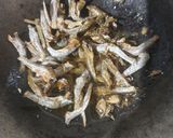 Foto langkah ke 2 dari resep Tumis Tempe Teri Pedas Manis.