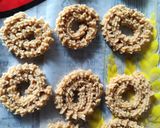 A picture of step 1 of Oats Chakli.