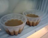 Foto langkah ke 1 dari resep Susu kedelai/soya dengan iced coffee.