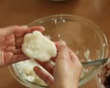 A picture of step 6 of Ohagi Rice Cakes .