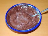 Cuernos de crema de chocolate