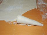Cuernos de crema de chocolate