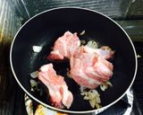 Hình bước làm 2 của món Canh sườn nấu sấu