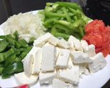 A picture of step 1 of Paneer stuffed Tacos.