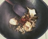รูปขั้นตอนการทำที่ 8 ของ บะหมี่ชุบไข่ทรงเครื่อง