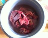 รูปขั้นตอนการทำที่ 1 ของ เศษเนื้อตุ๋นมิโซะรสเผ็ด(Slow cooker)