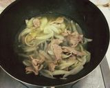 รูปขั้นตอนการทำที่ 5 ของ หมูผัดต้มโชยุ