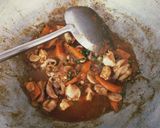 รูปขั้นตอนการทำที่ 9 ของ ปาท่องโก๋ผัดพริกแกงไก่