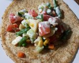 Foto langkah ke 2 dari resep Salad Roti Pitta Untuk Menu Makan Pagi.