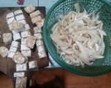 Foto langkah ke 2 dari resep Tempe Pindang cah jamur.