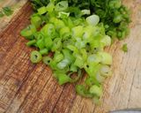 Foto langkah ke 3 dari resep Sayur Sop Sosis Bening.