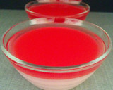 Foto del paso 6 de la receta: Postre frío de yogur y gelatina de fresa