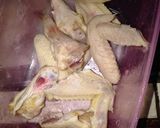 Foto langkah ke 1 dari resep Sayap ayam bumbu kecap.