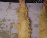A picture of step 14 of Perfectly Straight Shrimp Tempura.