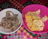 Foto langkah ke 1 dari resep Udang Saos Padang Simpel.