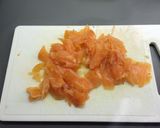 Foto del paso 5 de la receta: Farfalle con salmon ahumado y rúcula