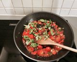Foto del paso 1 de la receta: Trottole con olivas negras y mejillones