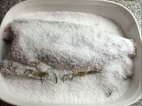 Corvina negra a la sal