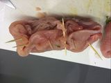 Filetes de pavo rellenos en salsa de portobellos