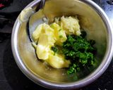 A picture of step 4 of Garlic-Butter Naan.
