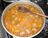 Foto del paso 6 de la receta: Guiso de lentejas con chorizo colorado