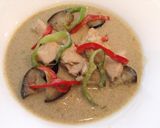 Une image de l'étape 4 de Curry vert de poulet à la thaïlandaise.