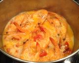 Une image de l'étape 3 de Soupe de crevettes au lait de coco à l'asiatique.