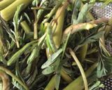 Hình bước làm 2 của món Canh rạm nấu khoai sọ , rau rút