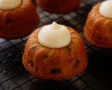 A picture of step 16 of Butter Cake with Raisin and Rum (Mini kugelhopf / gugelhupf Cakes).