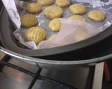 A picture of step 4 of Biscuit.