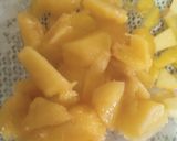 A picture of step 1 of Peach juice.
