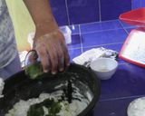 Foto langkah ke 4 dari resep Mie hijau homemade.