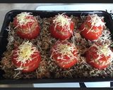 Une image de l'étape 3 de Tomates farcies chair à saucisse sur lit de trio de quinoa en gratin.