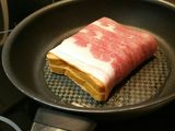 Bánh mỳ cuộn bacon và cheese