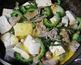 A picture of step 14 of Goya Chanpuru, Okinawan Cuisine.