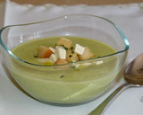 Foto del paso 1 de la receta: Crema de calabacín (con y sin thermomix)