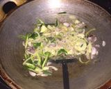 Foto langkah ke 3 dari resep Cumi asin cabe ijo.