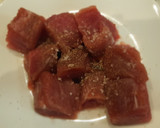 Foto del paso 3 de la receta: Guiso de solomillo de cerdo a la cerveza negra