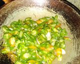 Foto langkah ke 4 dari resep Tumis cabe ijo.