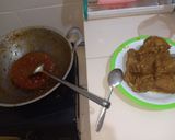 Foto langkah ke 5 dari resep Bebek goreng bumbu hitam khas madura.