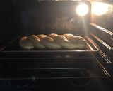 A picture of step 20 of Franks Heavenly Braided Bread.