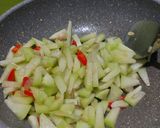 Foto langkah ke 4 dari resep Tumis Labu Siam.