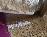 Foto del paso 4 de la receta: Bizcocho de tigre agazapado y cebra escondida, al estilo de Lorraine Pascal