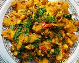 आलू सोयाबीन की सब्जी (Aloo soyabean ki sabzi recipe in hindi) रेसिपी चरण 7 फोटो