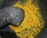 Foto langkah ke 2 dari resep Oseng Dage Pedes Bumbu Kuning.