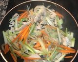 Foto del paso 2 de la receta: Tallarines 3 delicias