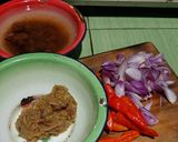 Foto langkah ke 2 dari resep Sate Daging Sapi Goreng.