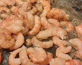 Foto del paso 2 de la receta: Lenguado con salsa de camarones