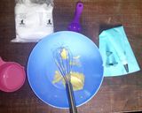 A picture of step 1 of Practice buttercream.