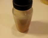 A picture of step 1 of Amaretto Sour.
